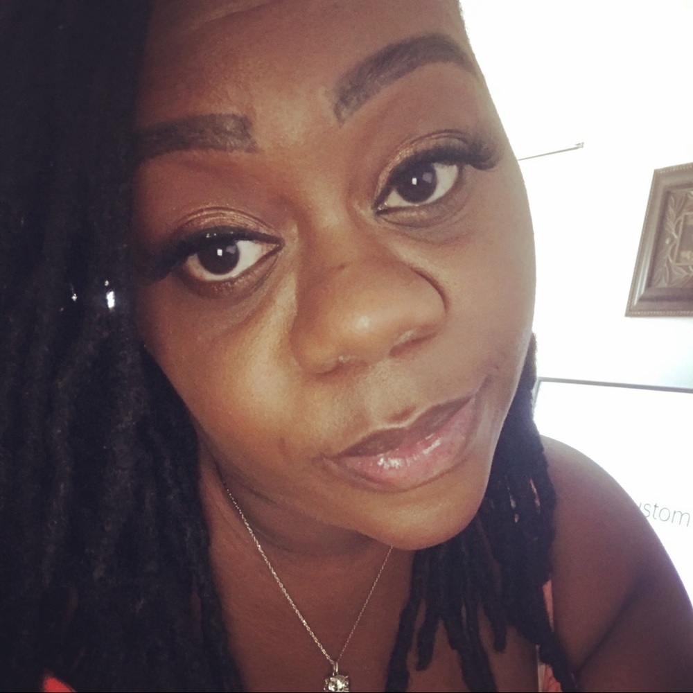 Meet your Posher, Pertisha